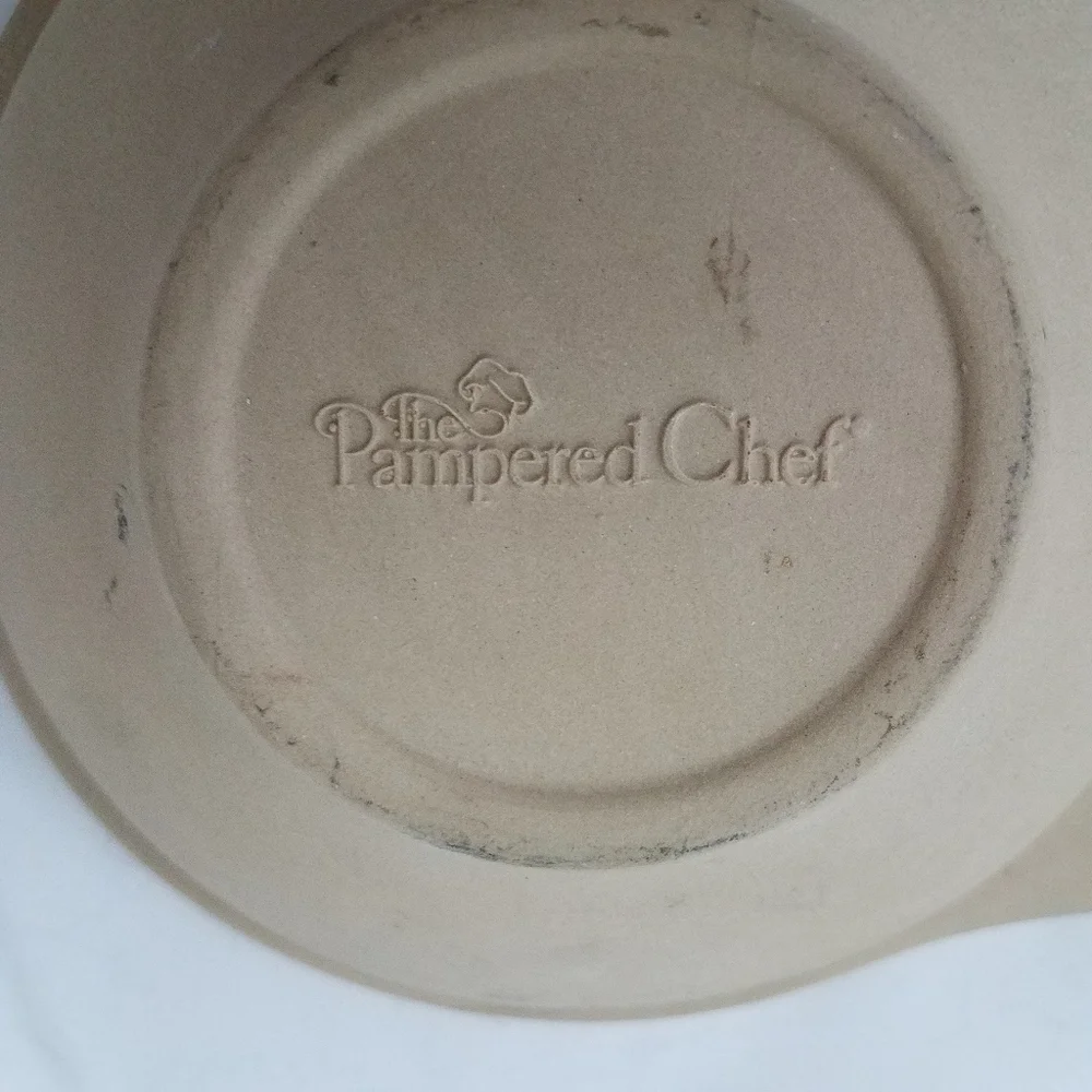 The Pampered Chef Microwave Egg Cooker 5133